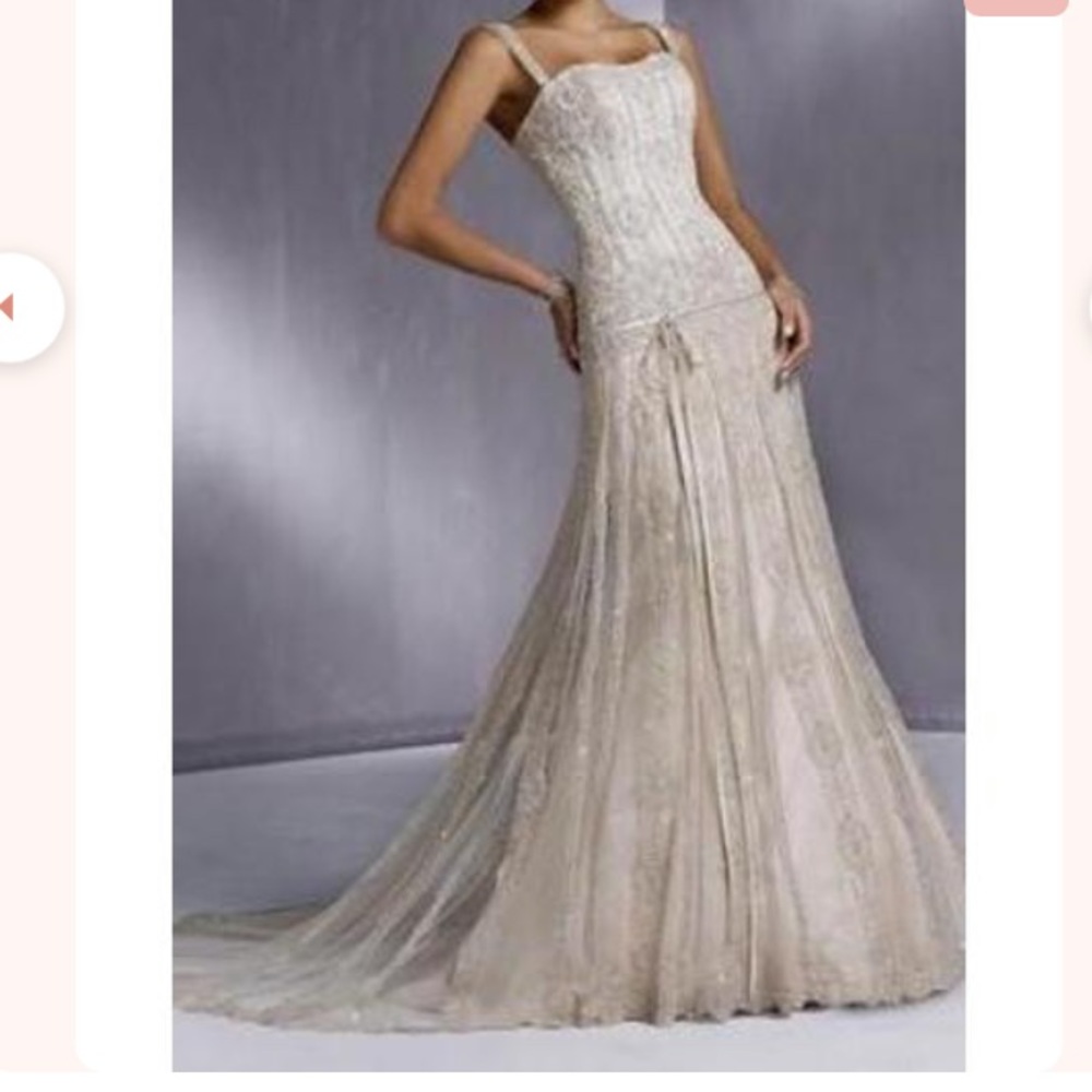 Maggie Sottero“GATSBY” wedding gown